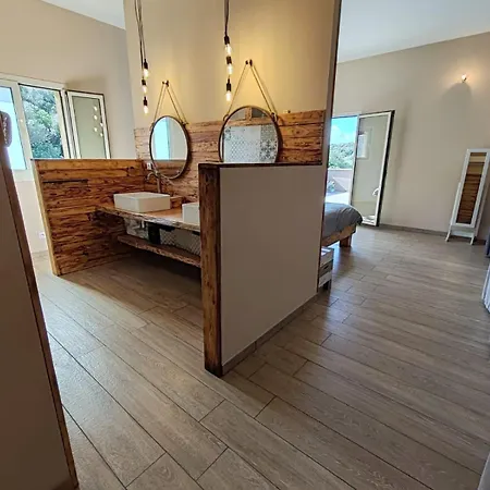 Keca * בוניפסיו